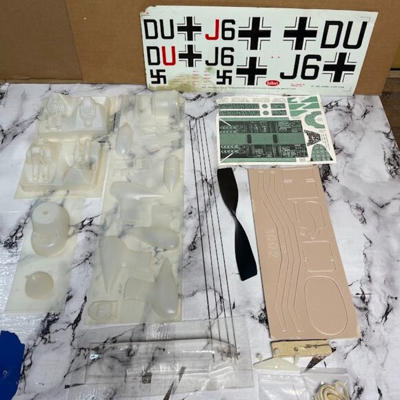 1/16 Junkers JU-87B Stuka Giant Scale Airplane Model Kit - Guillows 1002 PARTS - Picture 1 of 13